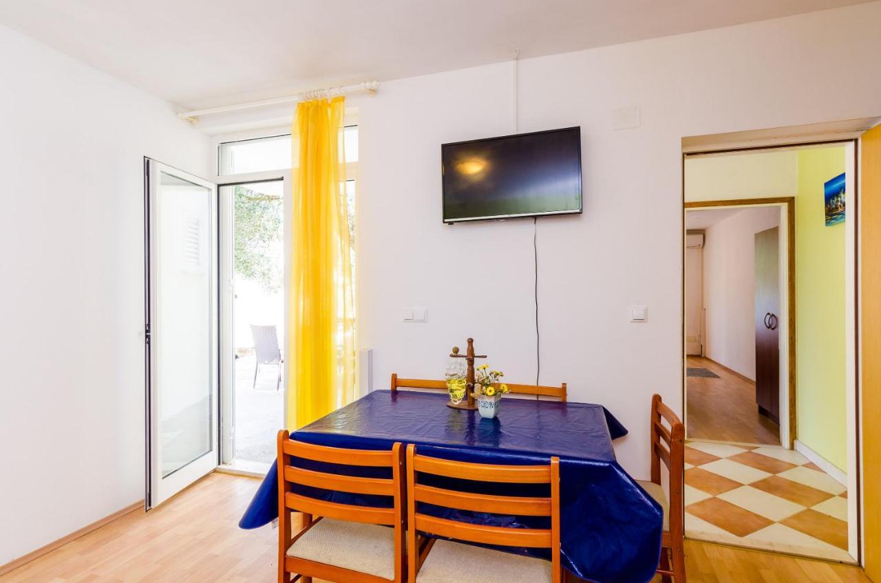 Apartments Glavor ดราเช ภายนอก รูปภาพ